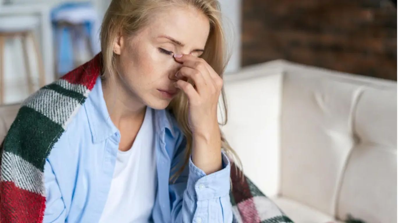 mujer menopausia problemas sueno mujer